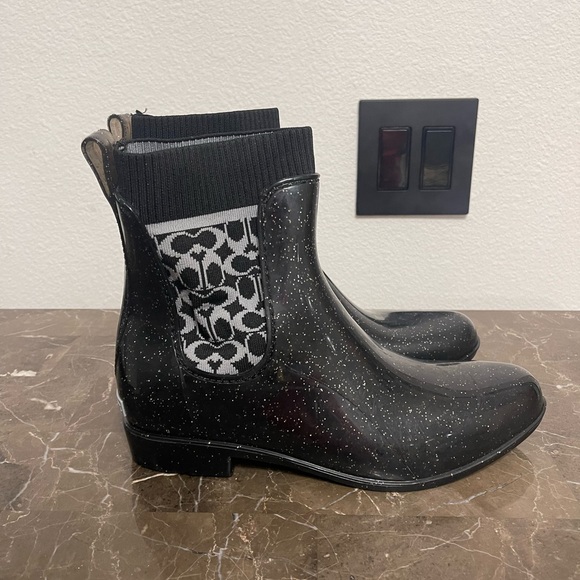 New! Unworn! Coach Rain Bootie (Authentic) Size 9B - Picture 6 of 10